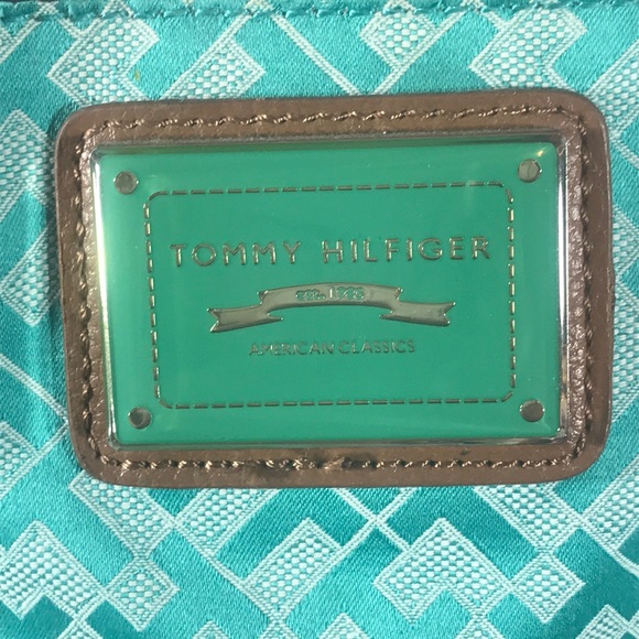 Tommy Hilfiger VINTAGE Logo Satchel in Green Cream - Picture 3 of 10